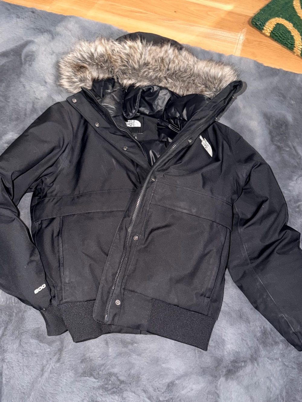 The North Face Black women Insulated Puffer Jacket with Faux Fur Trim